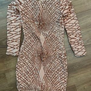 Fits person size 6-8 in great condition worn once